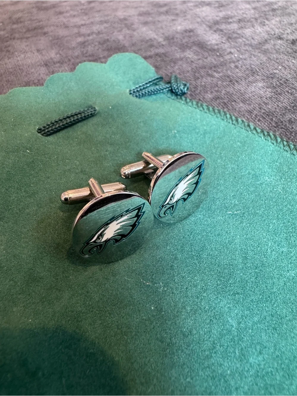 Philadelphia Eagles Silver Logo Round Cufflinks - Men’s Accessories